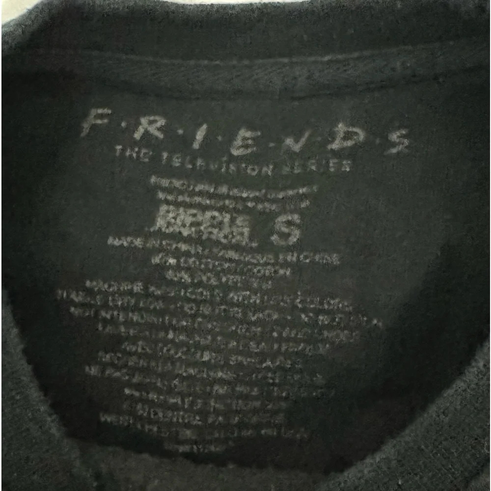 Friends Cropped Holiday Sweatshirt Friends TV Show 90’s Ugly Christmas Sweater - Picture 4 of 7
